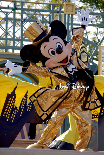 華麗なダンスのミッキー画像！