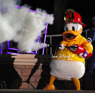 消防士ドナルド画像！クラブ・モンスターズ・インク "笑いってクール！"