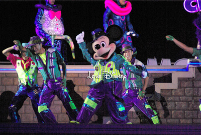 ミッキー画像！クラブ・モンスターズ・インク "笑いってクール！"