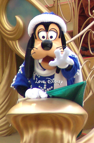 テラスから見たミースマ！テラスルーム、ポルト・パラディーゾ・サイド、ピアッツァビュー