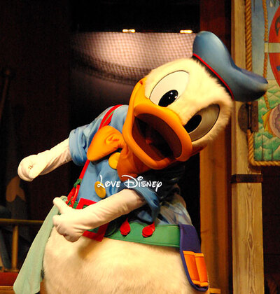 シー・ラストのショー！ドナルドのボートビルダー