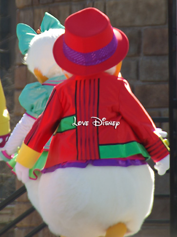 ミニーとドナのハグ画像！リズム！メロディー！ハーモニー！