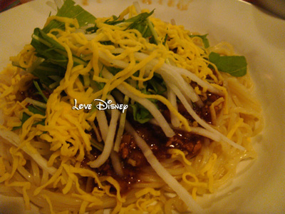 パークのオススメの食事！ヴォルケイニア・レストラン