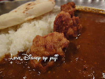 シー・新発売のフード！フライドチキン・ラージカレー、ナン＆ライス付き