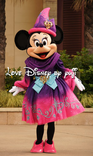 10周年衣装全身ミニー画像！東京ディズニーシー・エントランス・アトモスショー
