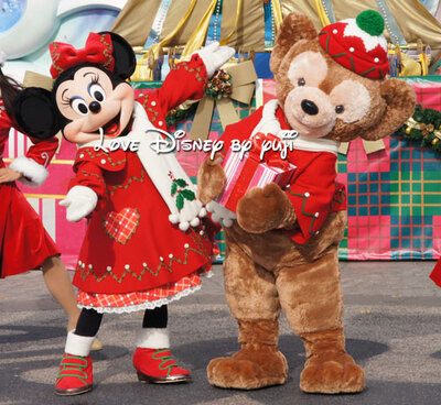 クリスマス・ラップド・イン・リボン！ダッフィー＆ミニーの2ショット画像