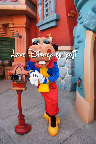 ラブラブ・グリーティング画像！クララベル・カウ＆ホーレス・ホースカラー