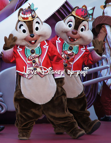 クリスマスキュイジーヌ・チップ＆デール画像！テーブル・イズ・ウェイティング