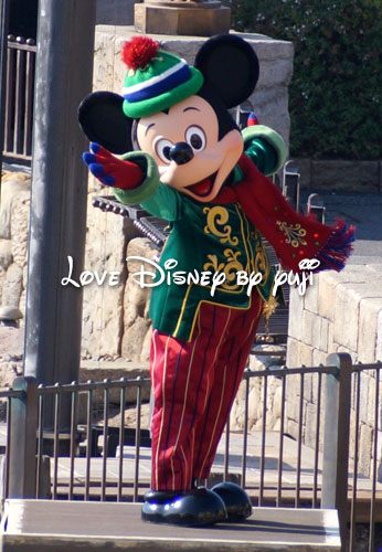 オチェーアノのテラスから見たホリデーグリーティング・フロム・セブンポート