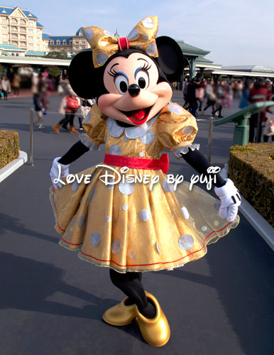 30周年衣装のミニー整列グリーティング！東京ディズニーランド