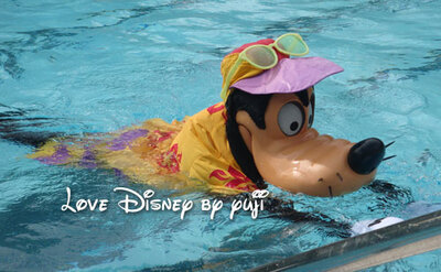 シー・新フォトファン紹介＆プールで泳ぐグーフィー