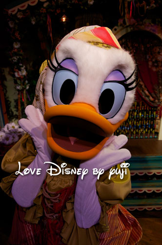 サーカス衣装のミニー＆デイジー！グリーティング