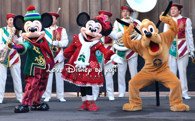 お見送りポイントでミッキー＆ミニーキス！ホリデーグリーティング・フロム・セブンポート