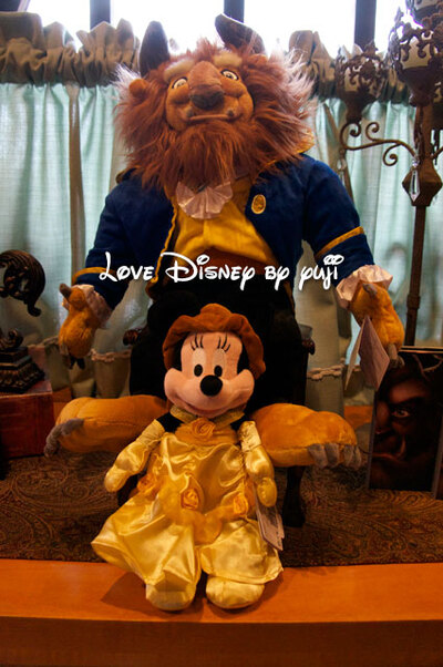 ガストンの店（Gaston's Tavern）のグッズ紹介！マジックキングダム