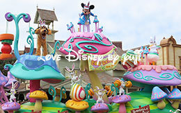 ミッキーのフロート停止位置から撮影したヒッピティ・ホッピティ・スプリングタイム2016