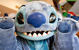 「ディズニーPCHグリルのスティッチ」Disneyland Resort旅行記