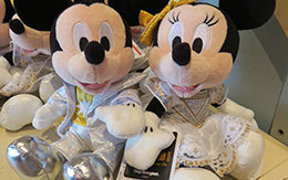 「ワンマンズ・ドリーム2〜ザ・マジック・リブズ・オン」フィナーレシーンのコスチュームグッズ紹介！