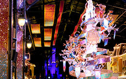 TDL「セレブレーションストリート」の夜景など紹介！