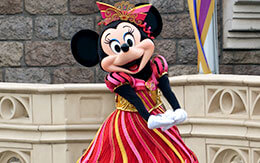 ハッピー15エントリーで逢えた35周年衣装のミニー in TDL