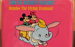 ミッキー、ミニーがパークで遊ぶレトロな絵柄がかわいいステーショナリー