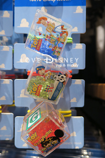 親子で楽しめる「ファンタイム・ウィズ・トイ・ストーリー4」グッズとお菓子