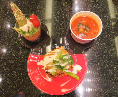 グーフィーのコースターをGET、ディズニー・クリスマス2019のグルメ in チックタック・ダイナー