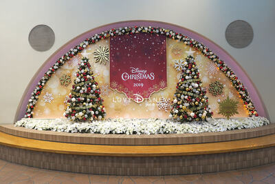 ディズニーリゾートラインの「ディズニー・クリスマス2019」を紹介