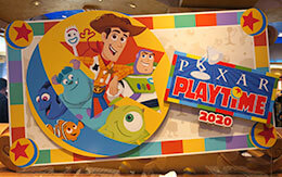 色遣いがポップな「ピクサー・プレイタイム2020」グッズ大量発生中！狙い目商品を見極めろ