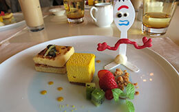 「ピクサー・プレイタイム」ランチコース in ベッラヴィスタ・ラウンジ