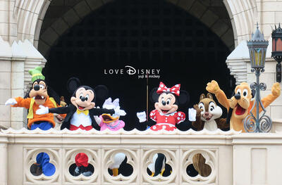 サプライズでキャラクターに会える「グリーティングショー」鑑賞レポ in TDL