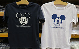 ベビー〜大人サイズまで揃った「GAP」プロデュースの東京ディズニーリゾート限定アパレルが販売開始