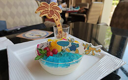 南国気分を味わえるスウィーツ「ディズニーアンバサダーホテル・サマーダイニングケーキセット」 in ハイピリオン・ラウンジ