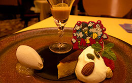 ドナルドのコースター付き「ディズニー・ハロウィーン2021、エンパイア・グリル・ランチ」