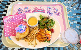 一皿でいろんな料理が楽しめるグルメを紹介「パルパルーザ、ミニーのファンダーランドスペシャルメニュー」