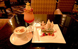 クリスマスの妖精「リルリンリン」をイメージしたクリスマスグルメ2品を紹介 in ハイピリオン・ラウンジ