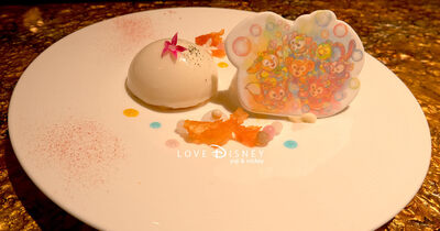 可愛さ満点！ダッフィー＆フレンズ20周年ランチコースで限定ランチョンマットをゲット