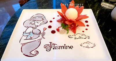 ジャスミンの世界観をスイーツとともに堪能！ドリーマーズ・ラウンジの限定セットを紹介