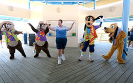 ルックアウト・ケイ限定！キャラクターと盛り上がる2つのエンタメショーを徹底レポ