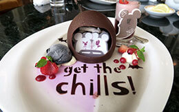 【2025ハロウィーン】ホーンテッドマンションをイメージしたデザートプレート必見！ドリーマーズ・ラウンジ